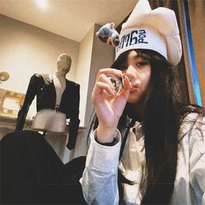 百鸟嬉春
